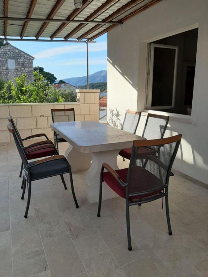 Apartments Skorin Лумбарда Екстериор снимка