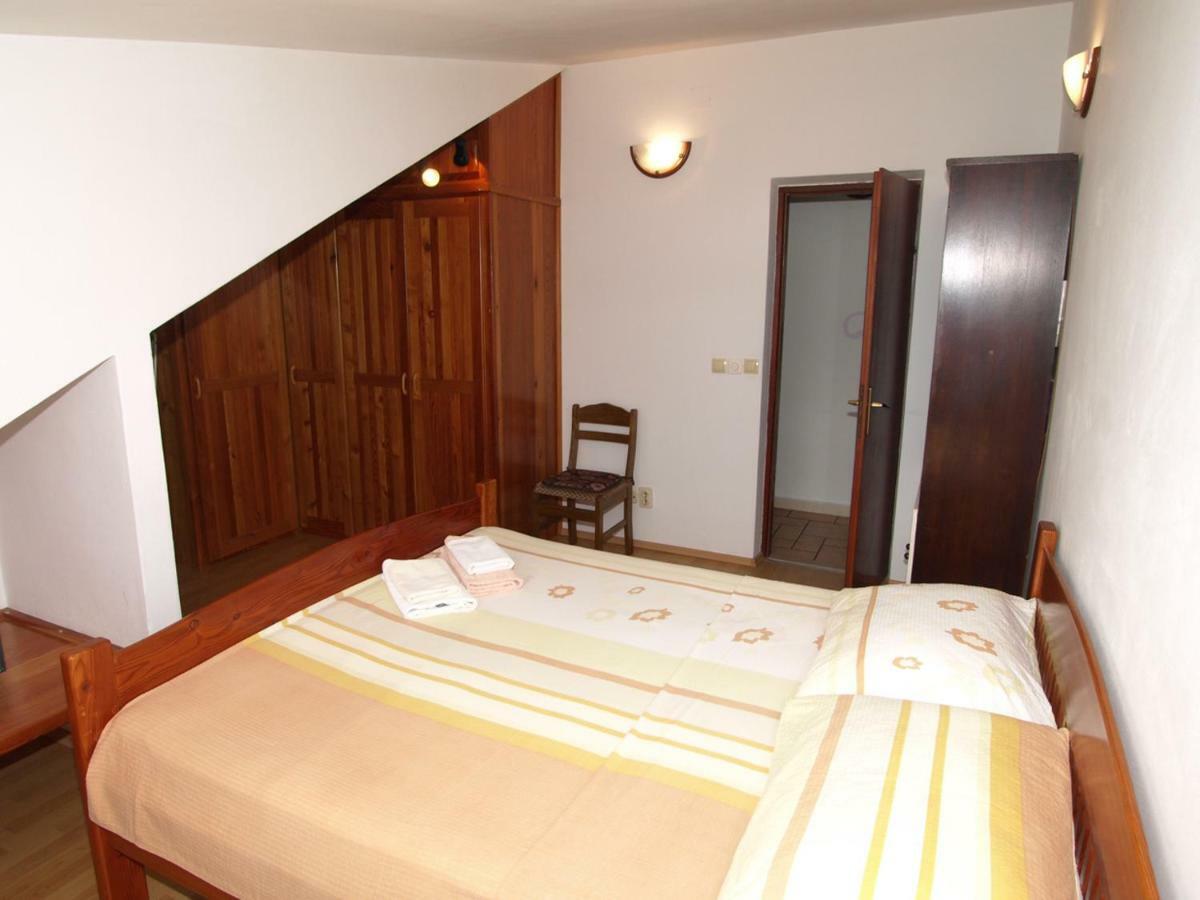 Apartments Skorin Лумбарда Екстериор снимка