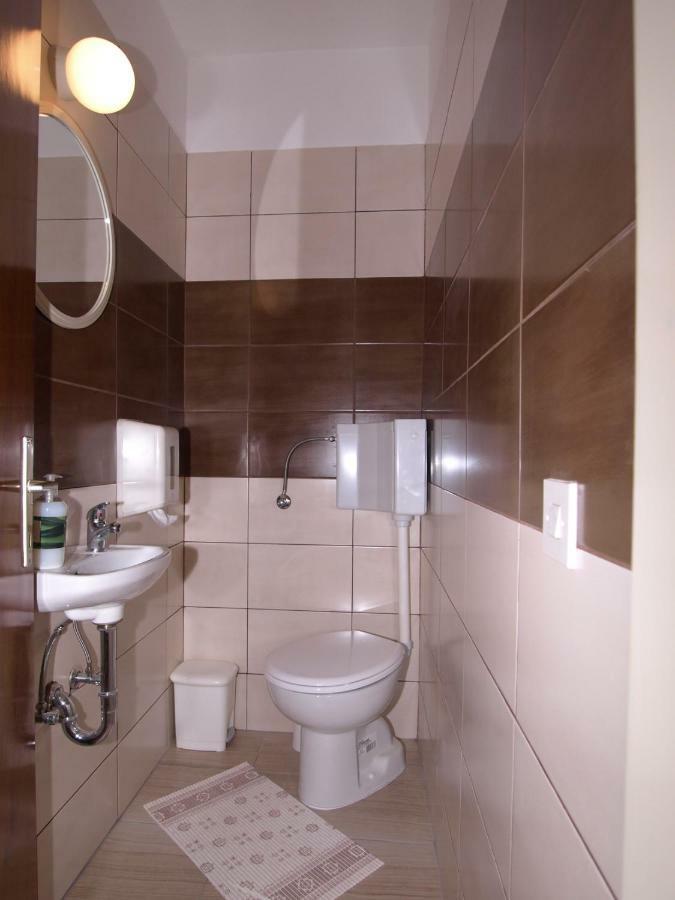 Apartments Skorin Лумбарда Екстериор снимка