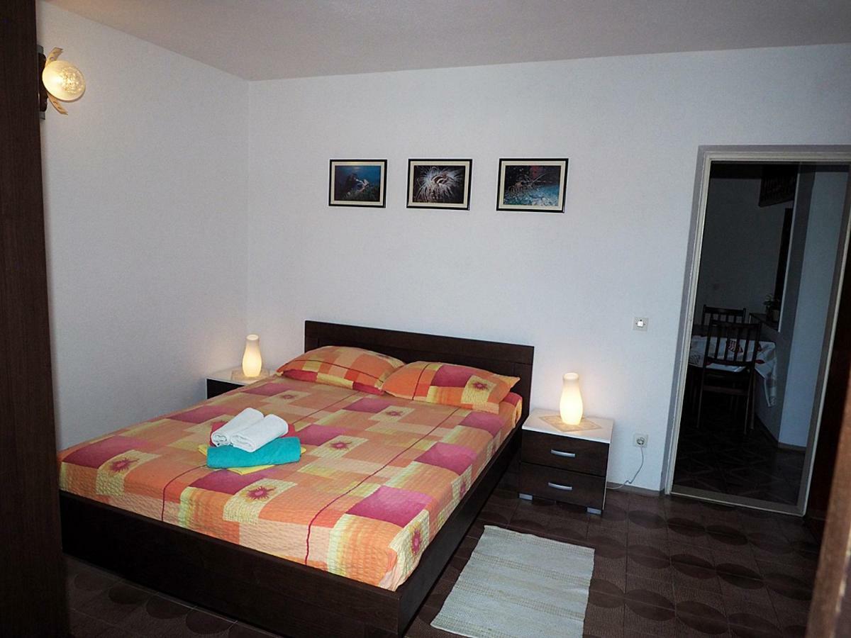 Apartments Skorin Лумбарда Екстериор снимка