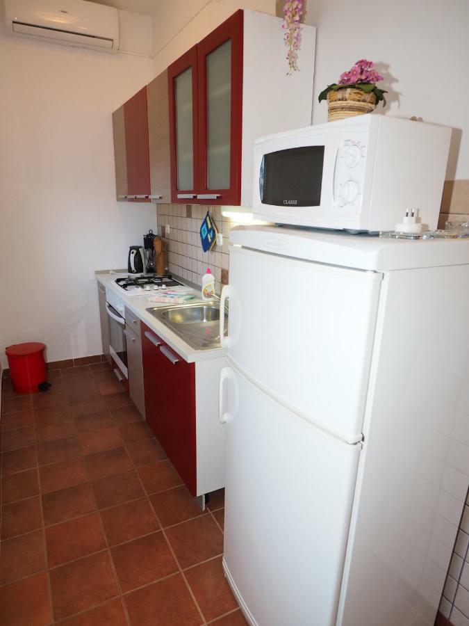Apartments Skorin Лумбарда Екстериор снимка